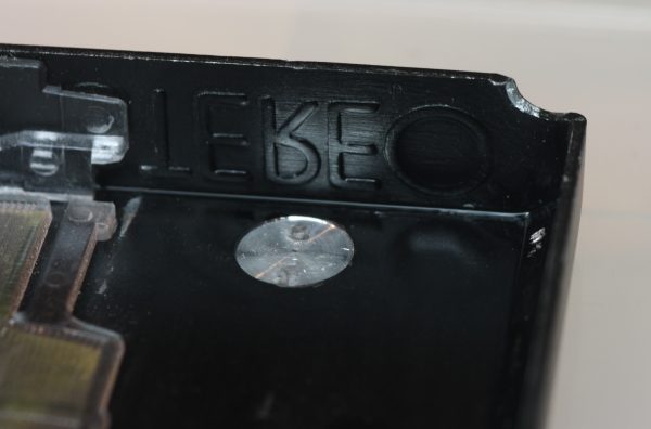 Sony WM-DD door hinge fix - Image 5