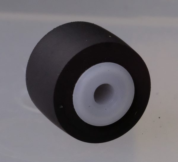 Pinch roller 10 x 8 x 2 mm for cassette players