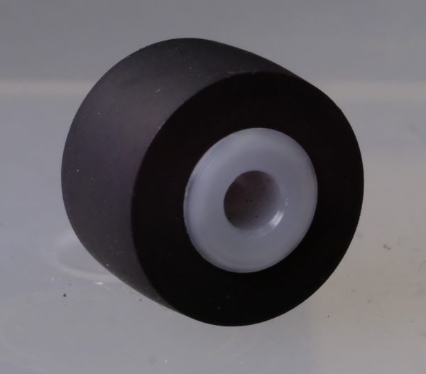 Pinch roller 11 x 8 x 2.5 mm for cassette players